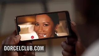 Sexy threesome on webcam with Mailyne